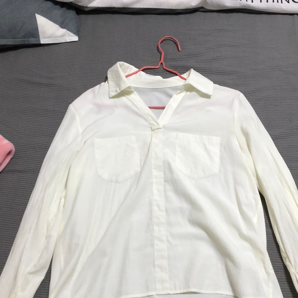 Men's white long-sleeved T-shirt